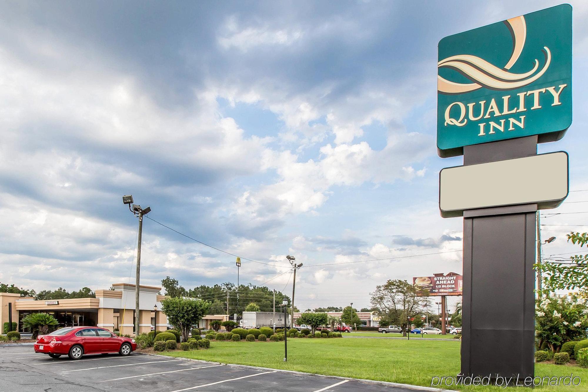 Quality Inn South Valdosta Buitenkant foto